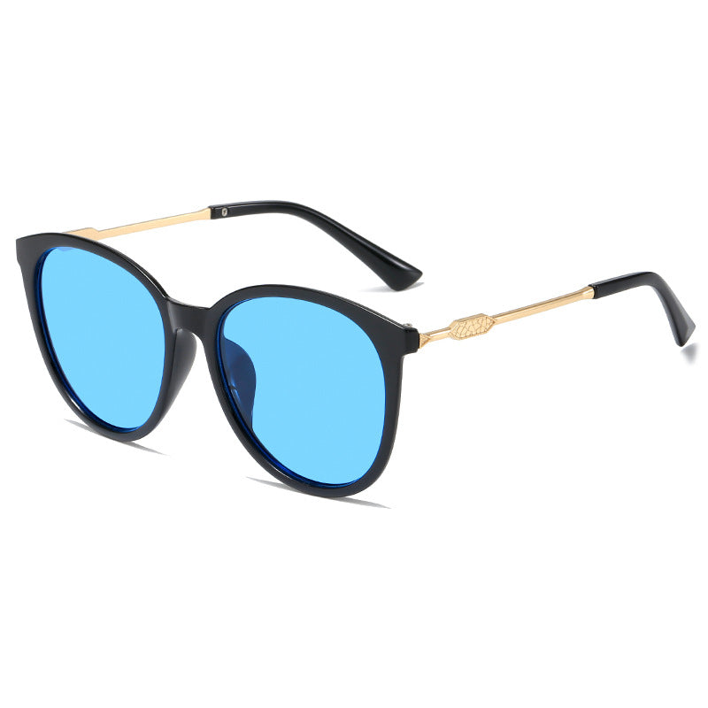 Damen Modische Cat-Eye Sonnenbrille mit verspiegelten Gläsern Karnz
