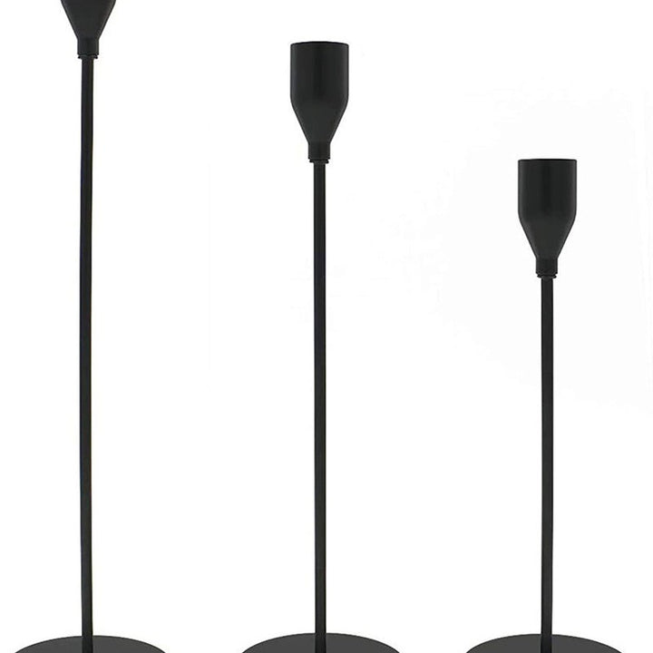 Modern Minimalist Taper Kerzenhalter Set mit polierter Metalloberfläche Karnz