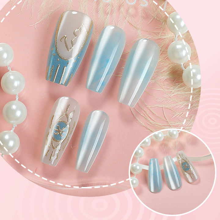 Künstlerisches Press-On Nagelset mit elegantem Design