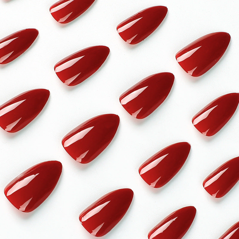 Elegante Acryl-Nägel mit Hochglanz-Finish Karnz