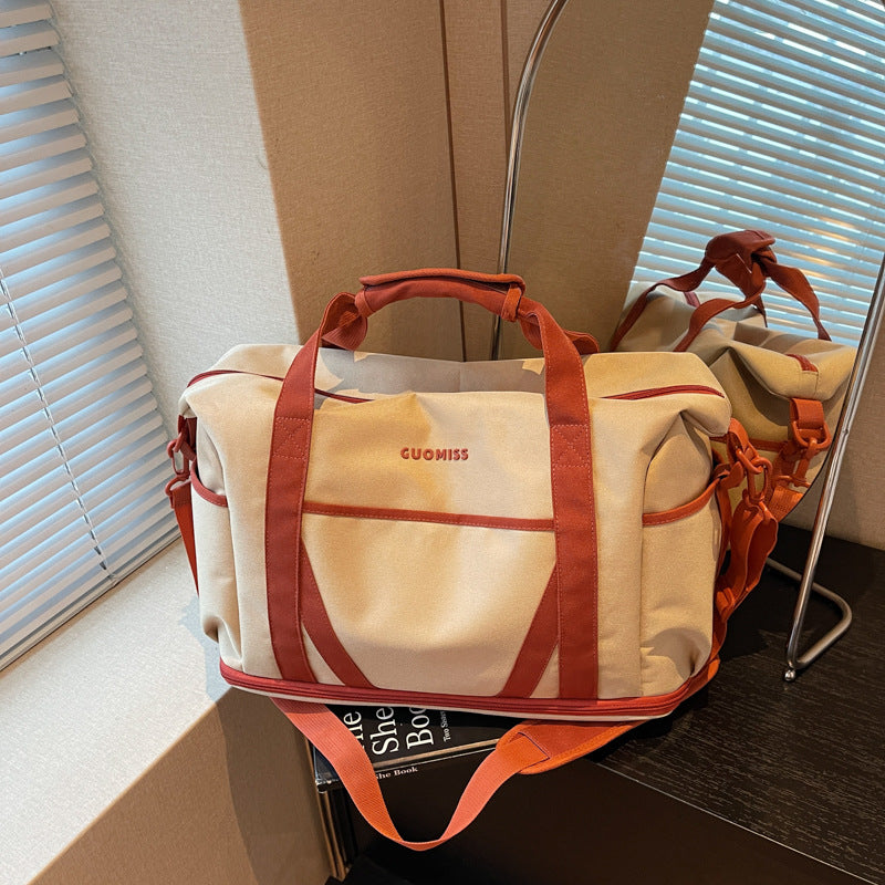 Geräumige multifunktionale Reisetasche