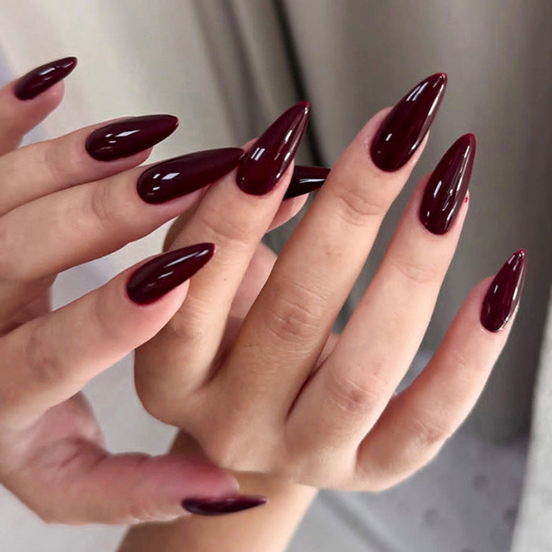 Stiletto Form Press-On Nagel Set Karnz