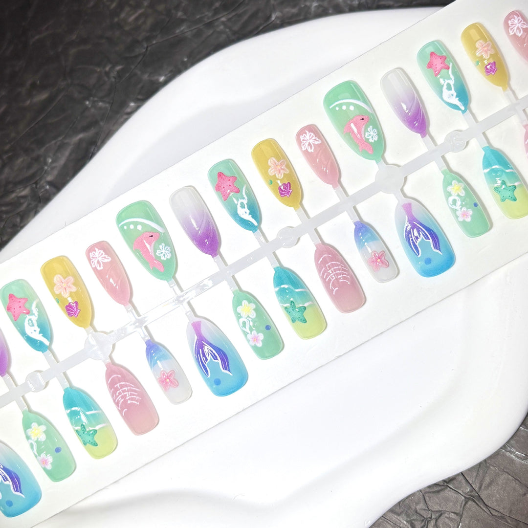 Blumen-Design Dekorative Press-On Nagelset