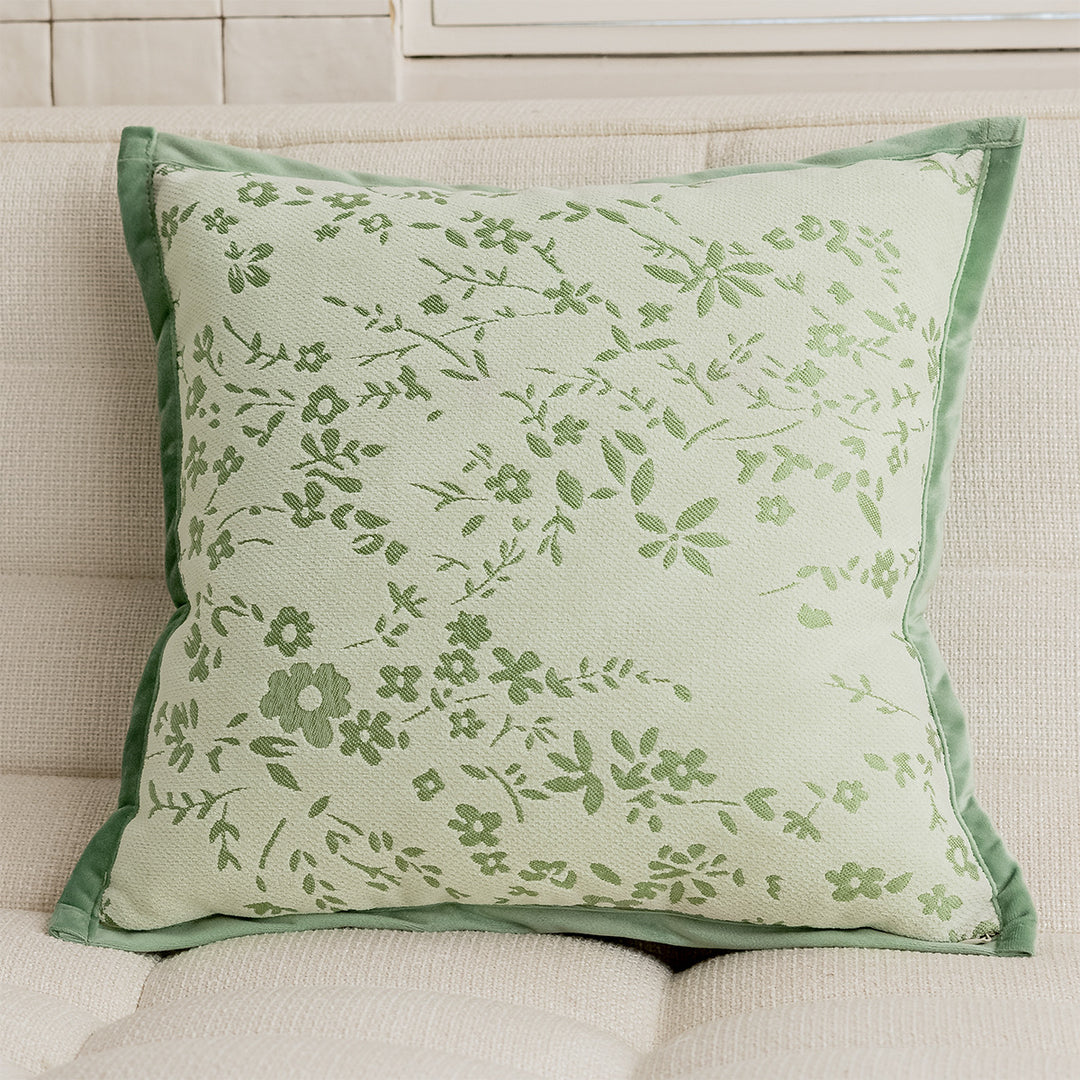 Floral Dekorationskissen mit hochwertigem Textilbezug