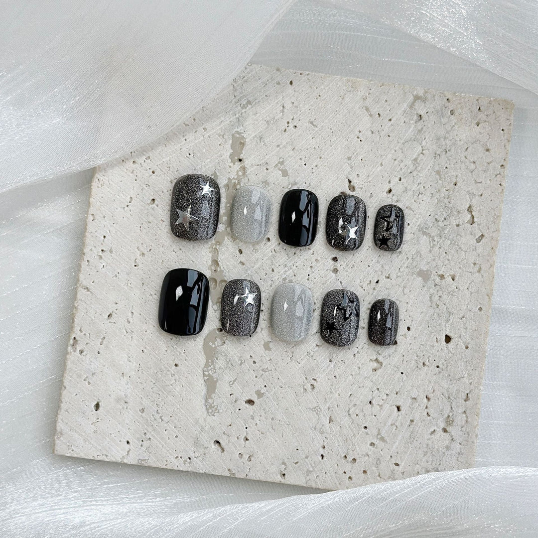 Schmetterlings-verzierte Press-On Nagelset