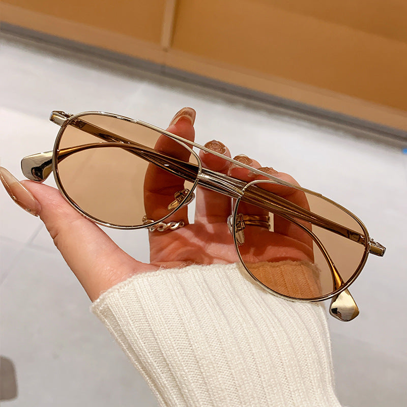 Damen modische Piloten-Sonnenbrille mit elegantem Goldrahmen Karnz