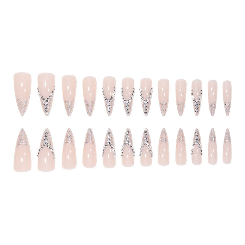 Glamouröse Stiletto-Nagelkunst-Erweiterungen Karnz
