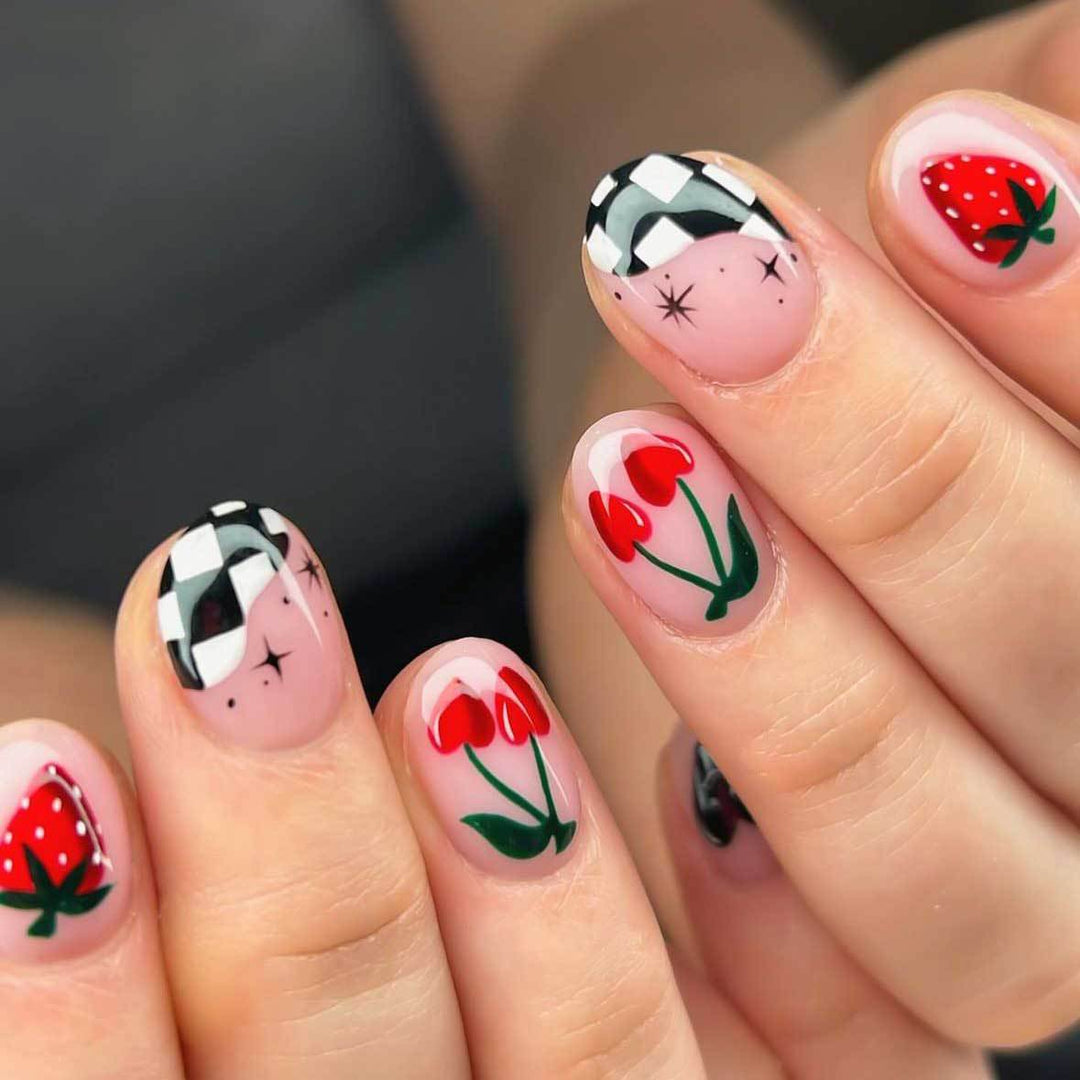 Kreatives florales und fruchtiges Nagelkunst-Set