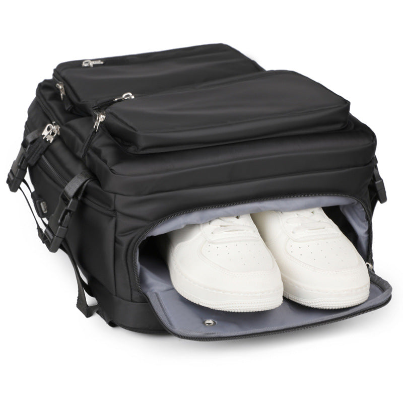 Geräumiger Multi-Compartments-Reiserucksack Karnz