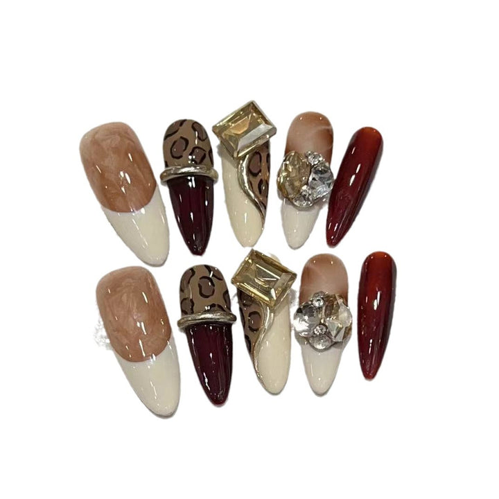 Stiletto Press-On Nagelkunst Set mit dekorativen Edelsteinakzenten Karnz