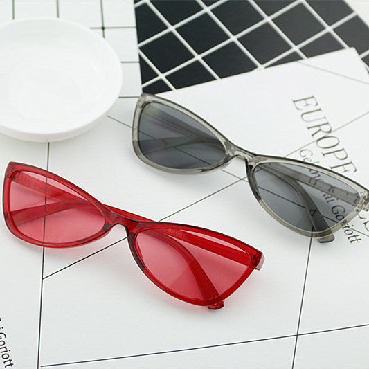 Damen geometrische Designer-Sonnenbrille im modernen Look Karnz