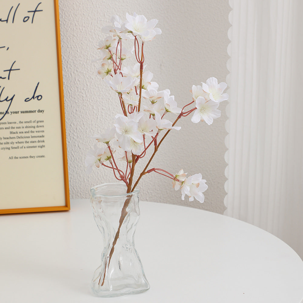 Künstlicher Kirschblütenzweig mit detailverliebten Blüten Karnz