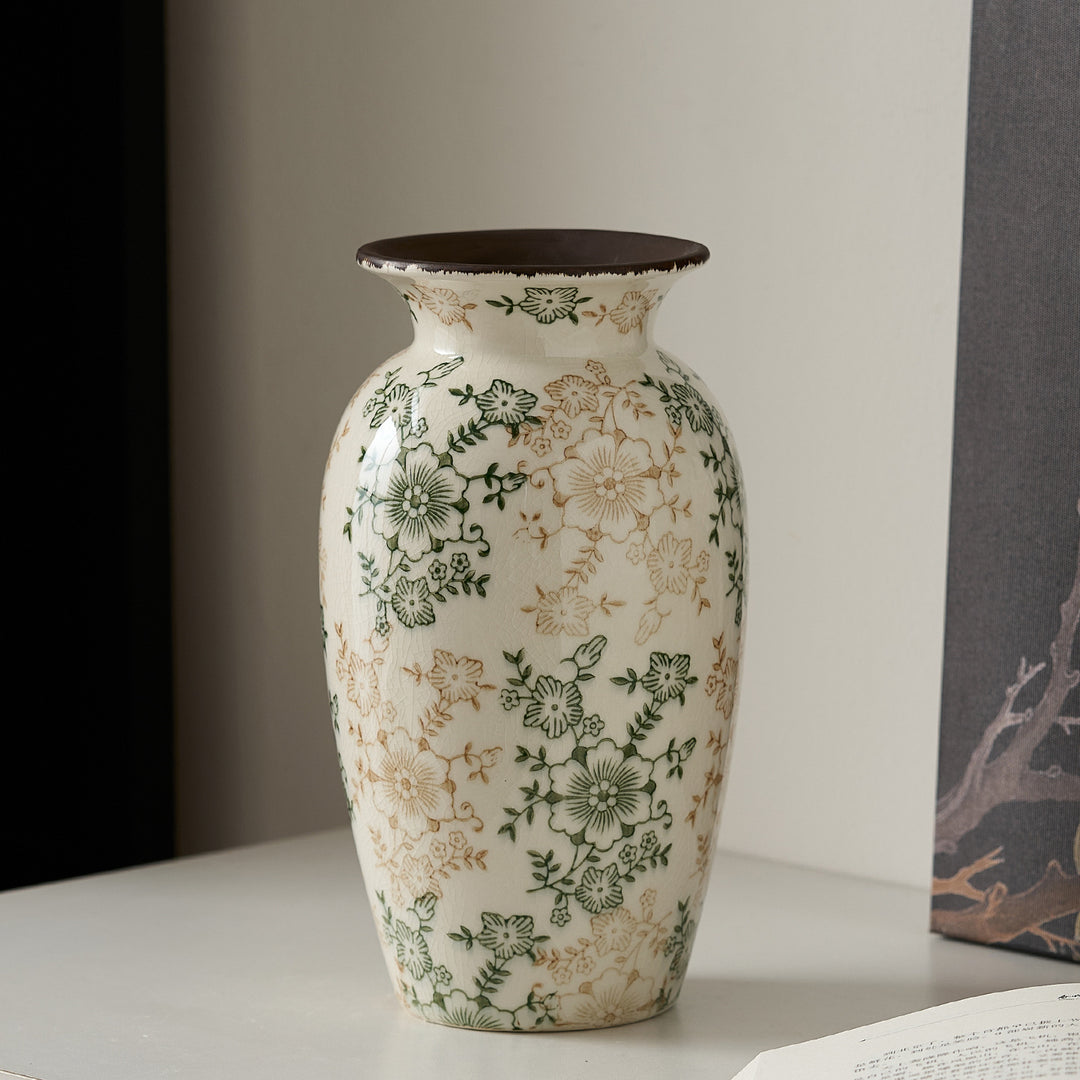 Dekorative Porzellanvase mit floralem Design Karnz