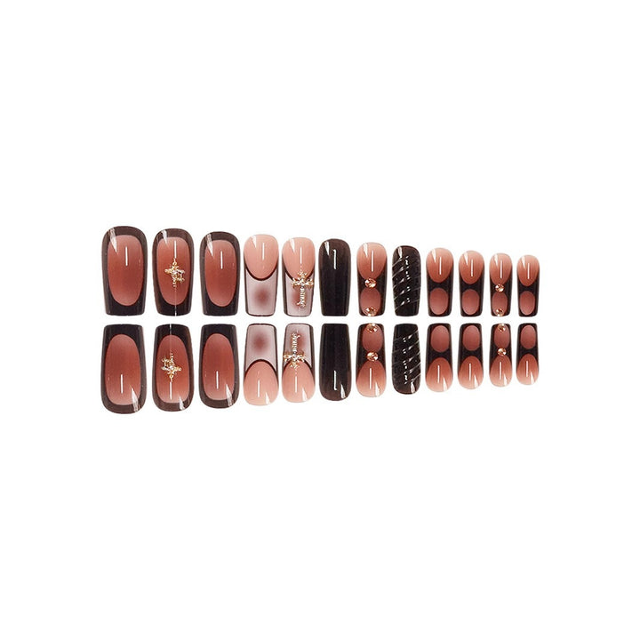 Elegantes 3D-Nailart-Design Karnz