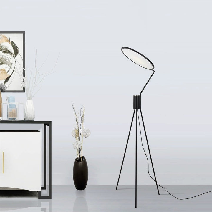 Verstellbare LED Stehlampe