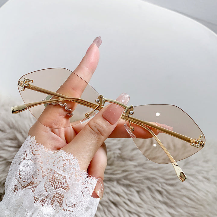 Damen Cat-Eye Design Sonnenbrille mit eleganten Akzenten Karnz