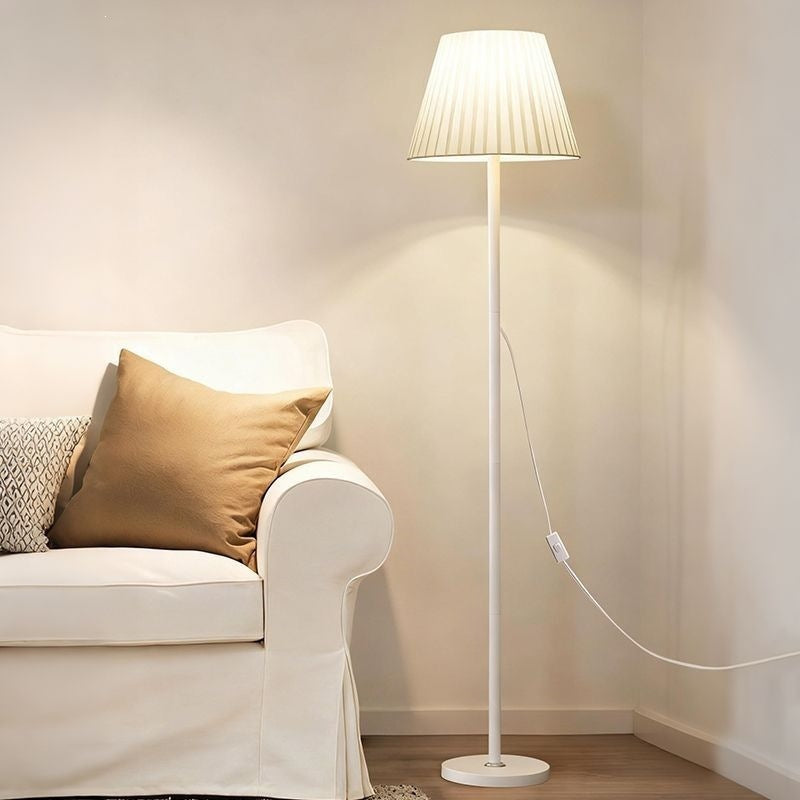 Elegante Minimalistische Stehlampe
