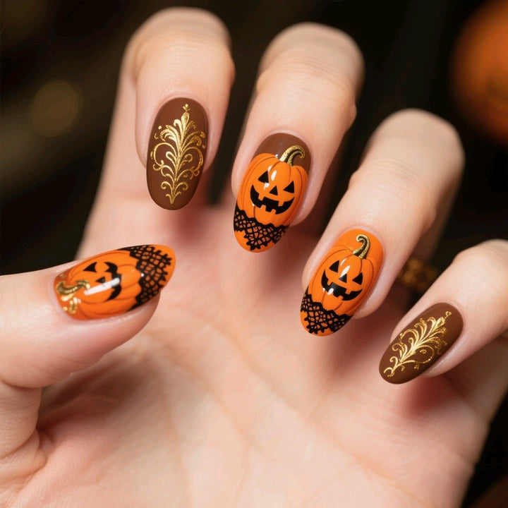 Kunstnägel Im Kreativen Halloween-Motiv Karnz