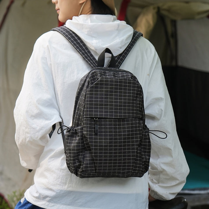 Multi-Funktionaler geometrischer Rucksack Karnz