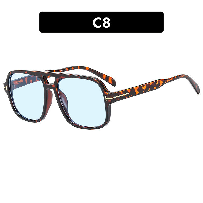 Damen quadratische Designerbrille mit filigranem Rahmen und modernem Kunststoffmaterial Karnz