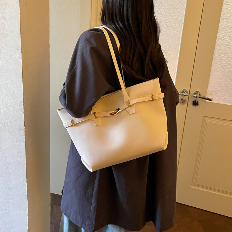 Elegante Strukturierte Tragetasche