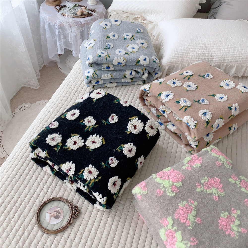 Vintage Floral Chenillewurfdecke mit plüschiger Häkelapplikation