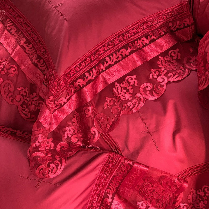 Luxuriöse Rüschen-Bettgarnitur aus Baumwollsatin mit feiner Jacquardstruktur und verdeckter Verschluss