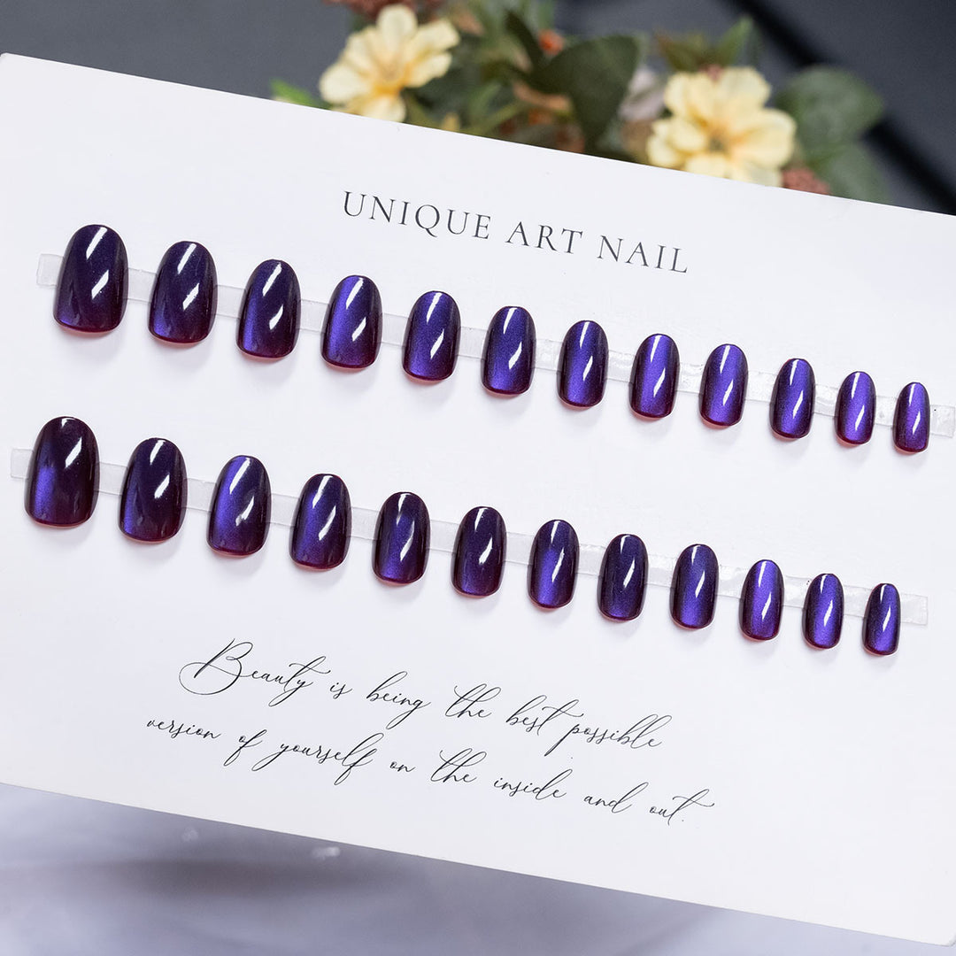 Glänzendes Press-On Nagelkunst Set