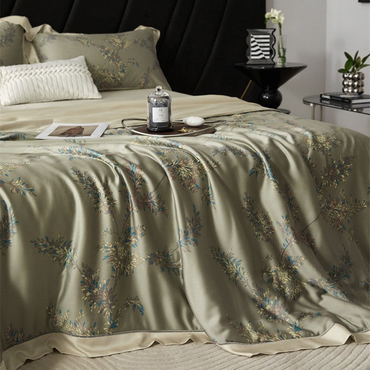 Luxuriöse Satin-Bettüberwurf-Garnitur mit floraler Jacquard-Stickerei Karnz