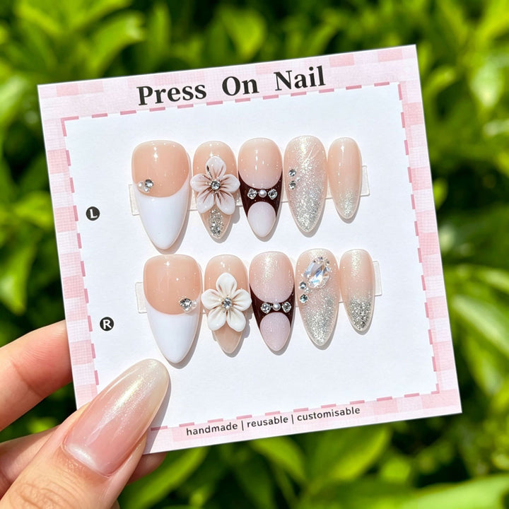 Glamouröse Floral Press-On Nägel Set