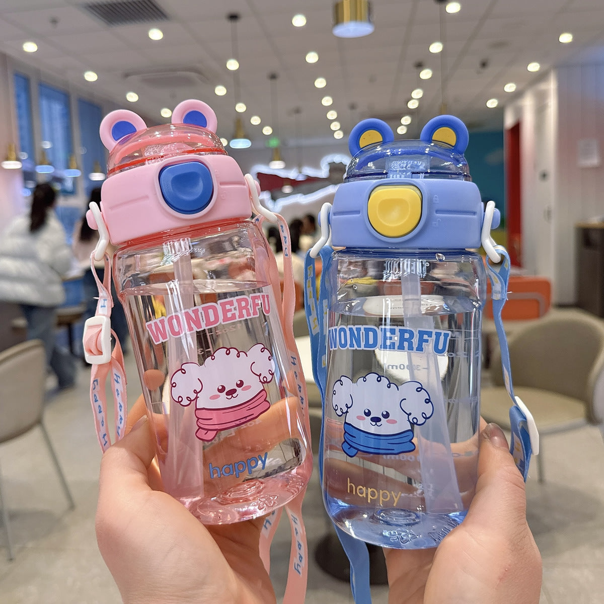 Damen Verspielte wasserfeste Trinkflasche mit Trageband Karnz