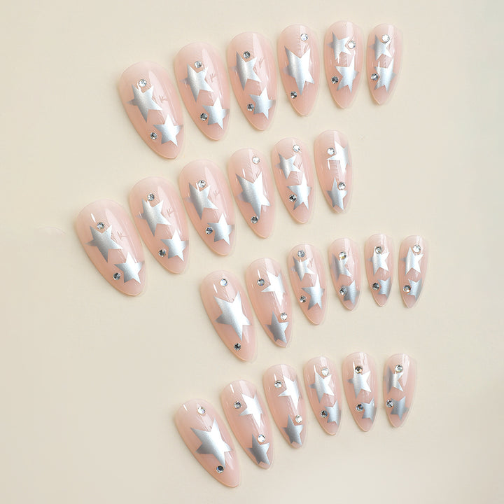 Dekoratives Press-On Nagelkunstset mit Sternmotiven Karnz