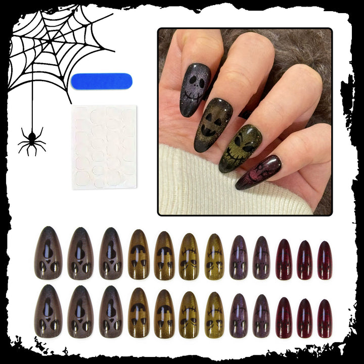 Kunstnagelset mit einzigartigen Spukmotiven Karnz