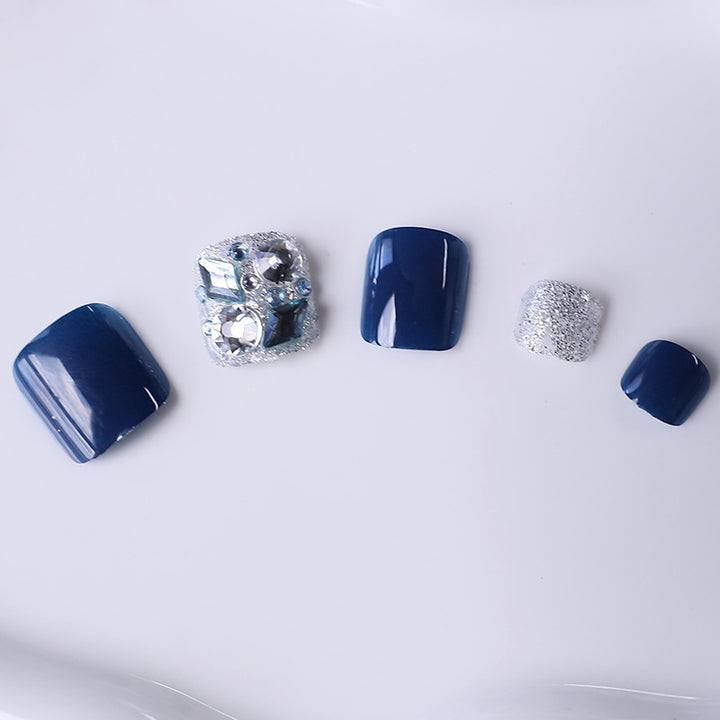 Dekorative Pediküre Nagelkunst Karnz