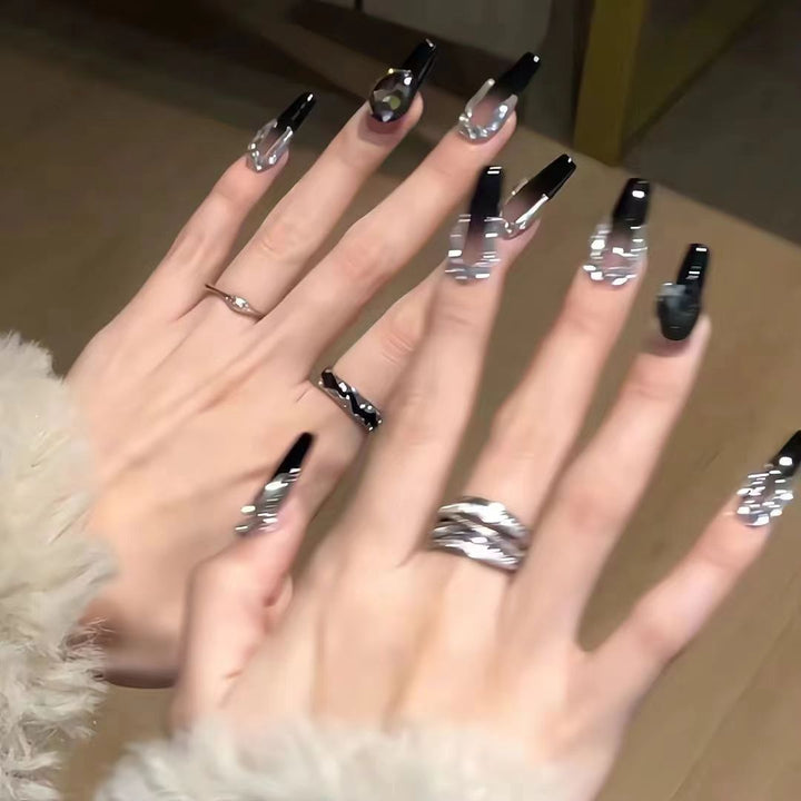 Premium Glitzernde Press-On Nagelerweiterungen Karnz