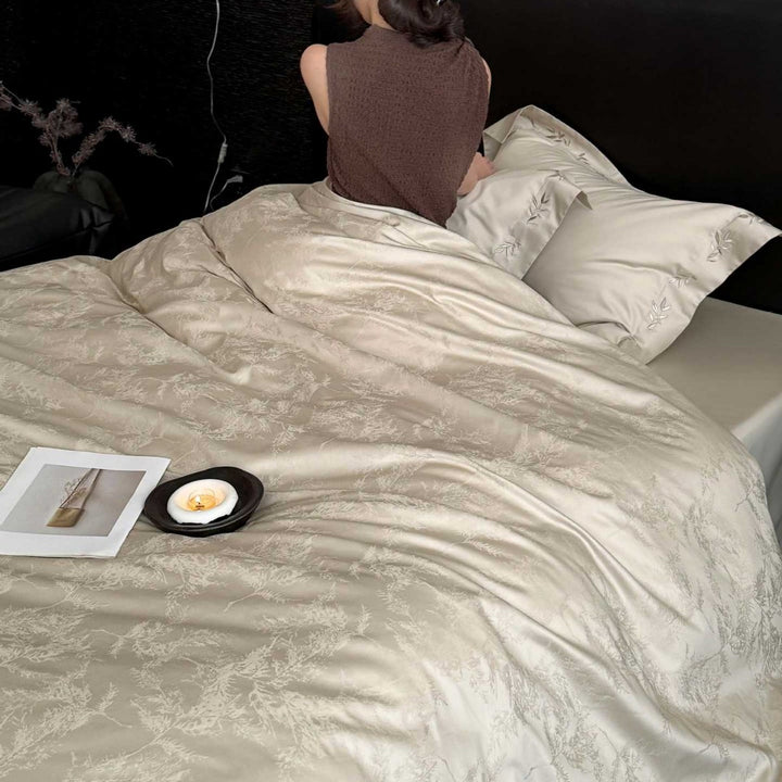 Luxuriöses Jacquard Bettbezug Set mit seidigen Satin Kissenbezügen