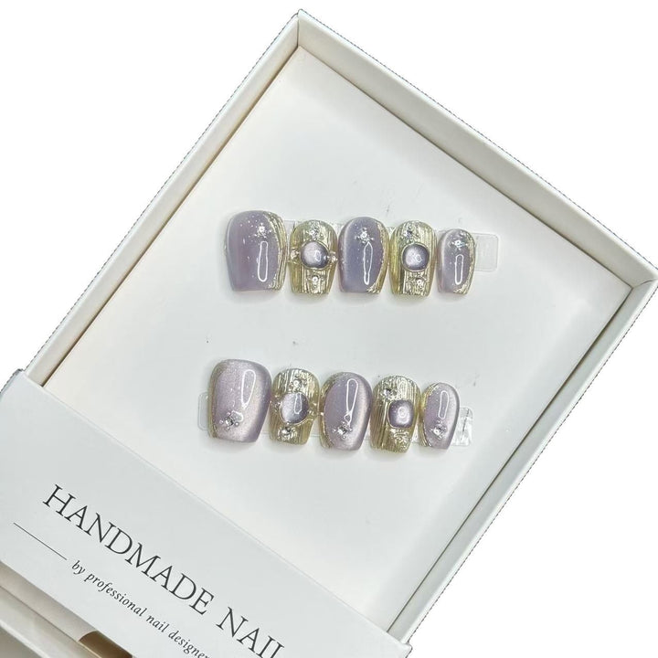Handgemachtes elegantes Press-On Nagelkunstset