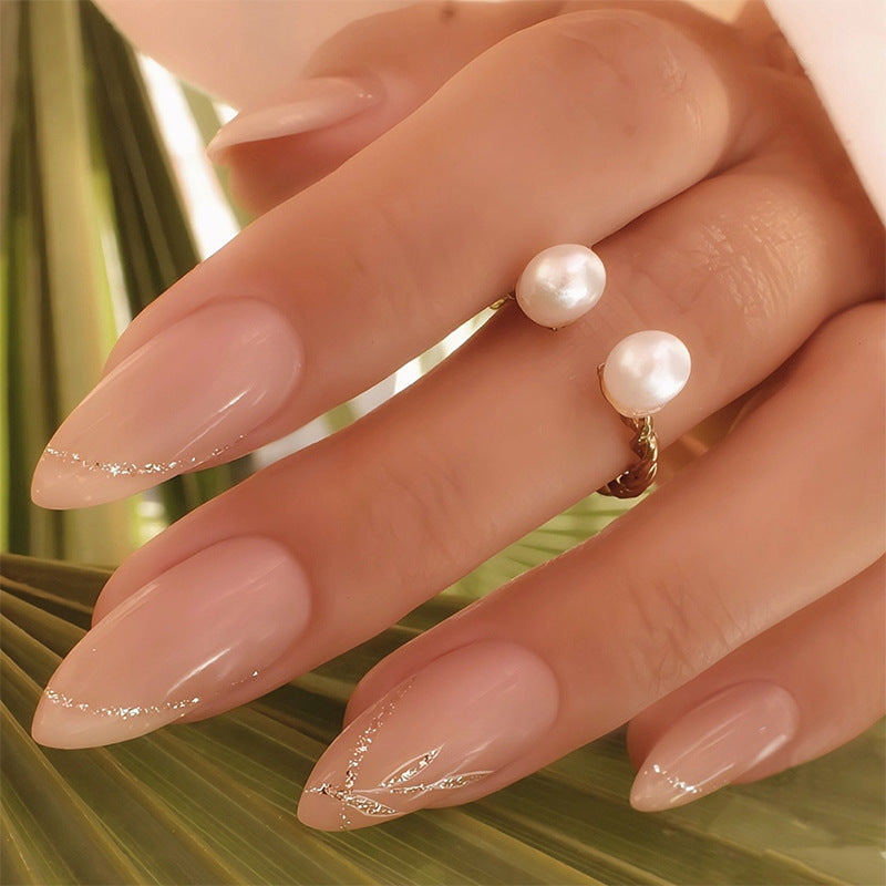 Elegantes Stiletto Press-On-Nagel-Set mit Perlenakzent-Designs Karnz