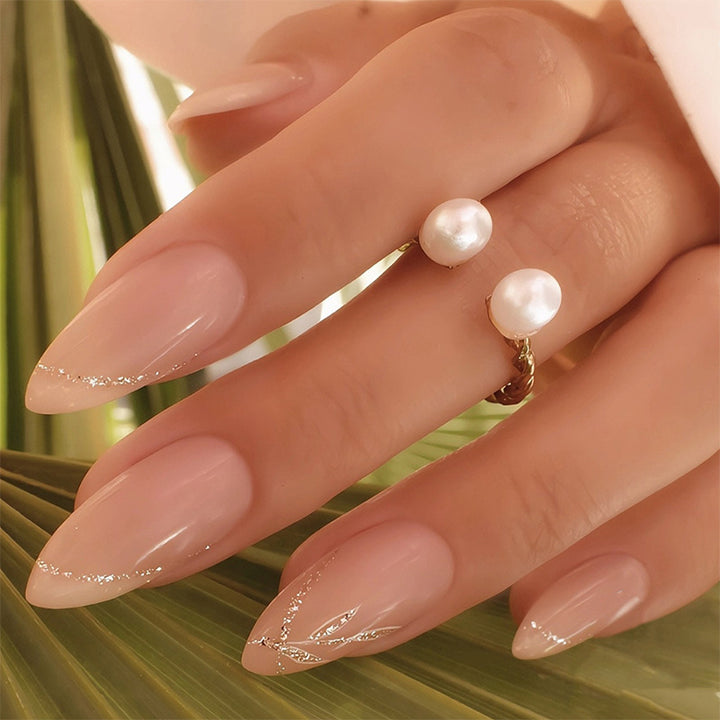 Elegantes Stiletto Press-On-Nagel-Set mit Perlenakzent-Designs Karnz