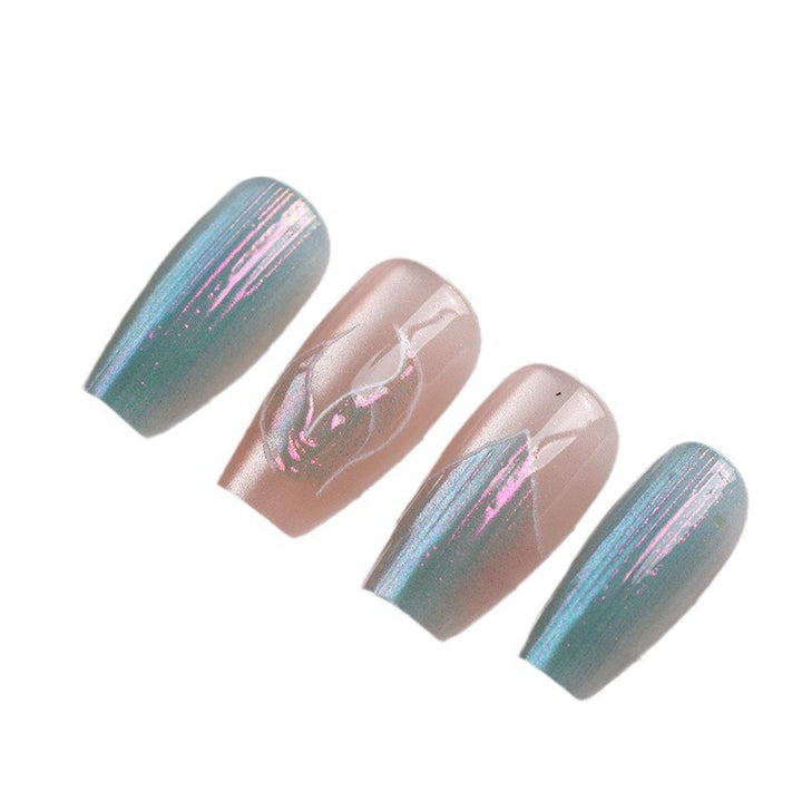 Künstlerische Nagelspitzen Karnz