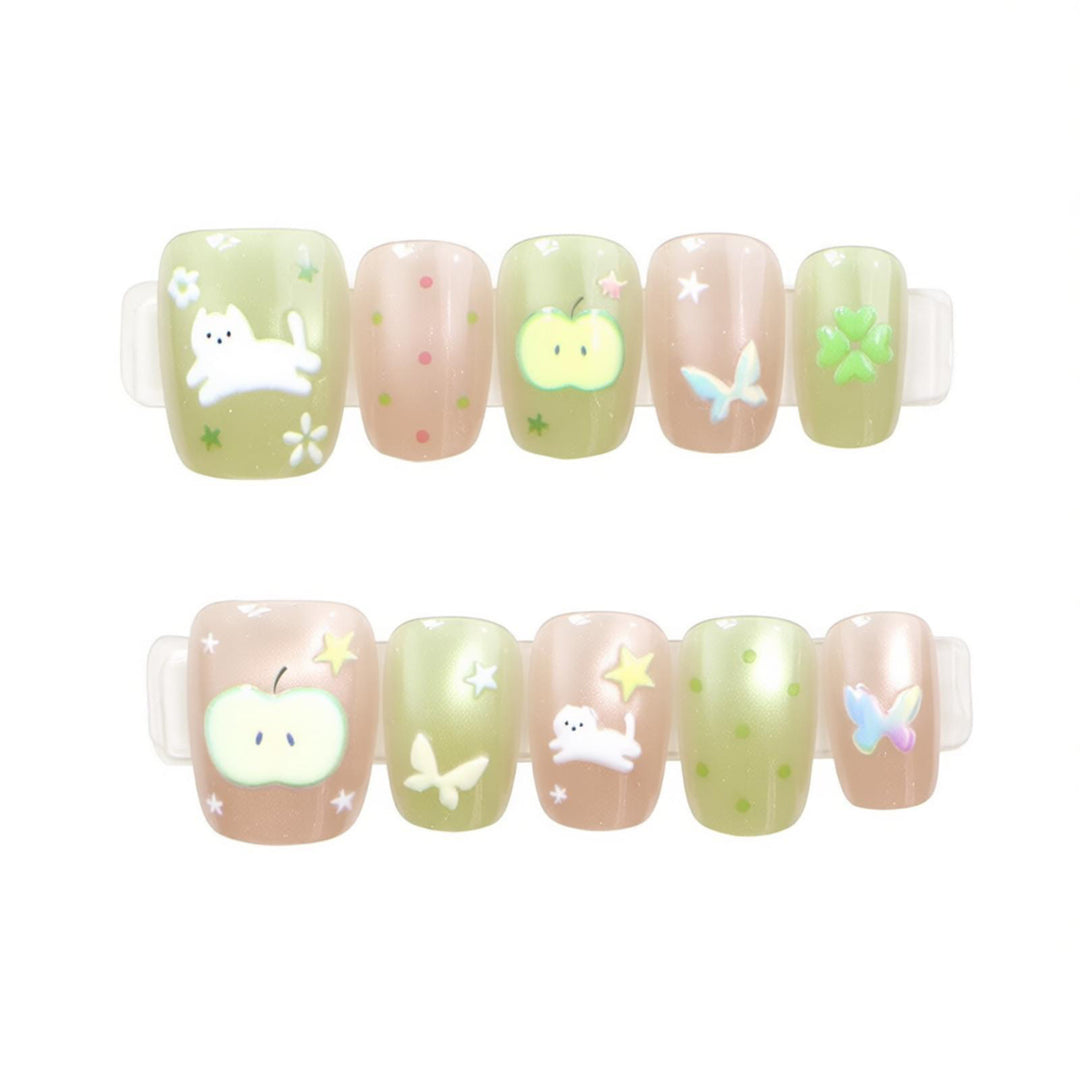Verspieltes Tierdruck Press-On Nagelset Karnz