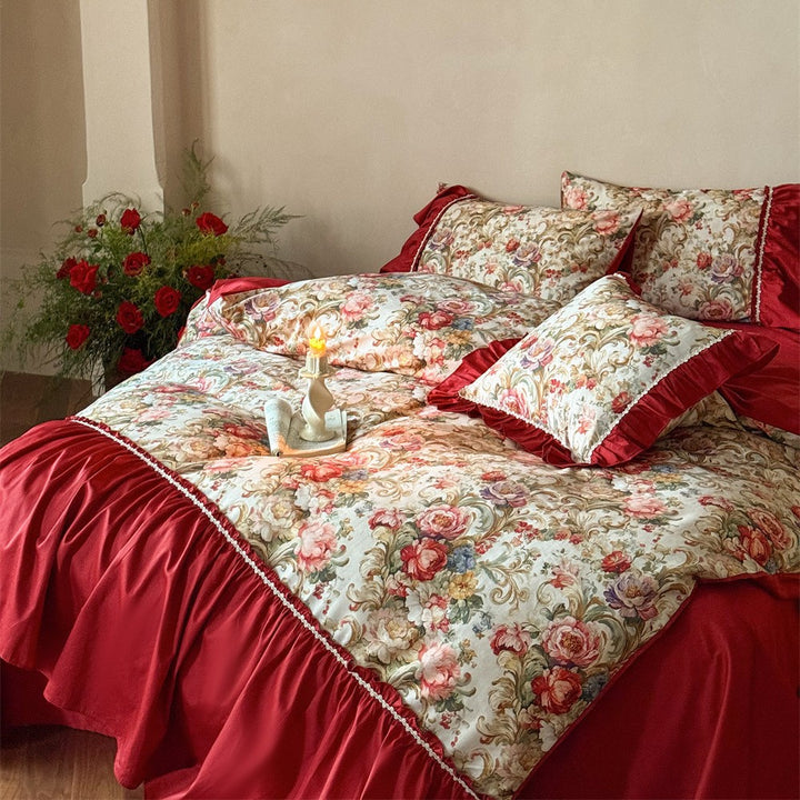 Romantisches Bettwäsche-Set aus Baumwollsatin mit Volant und Blumenjacquard