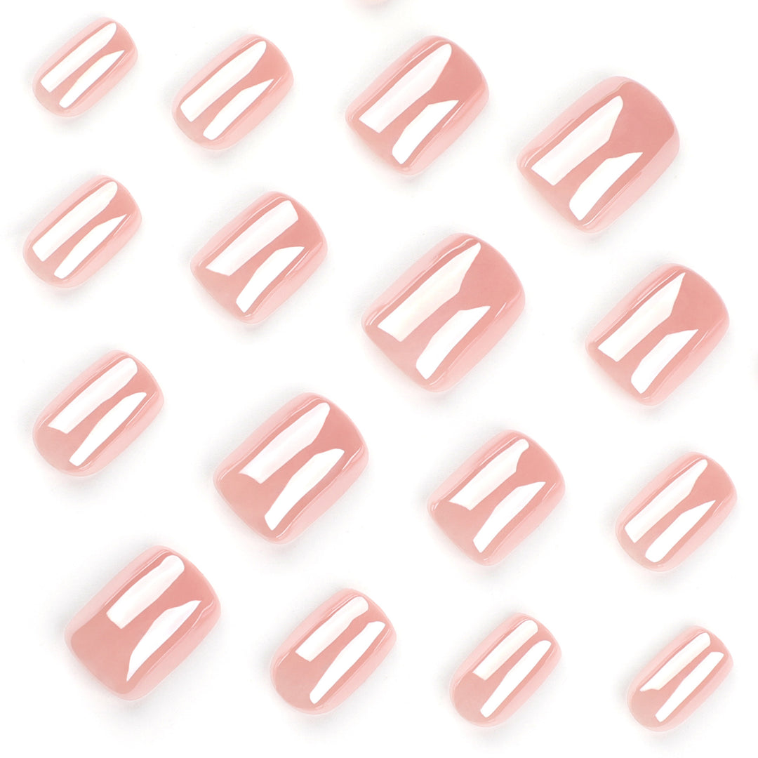 Elegante Nagelkunst im Rosé Metallic-Look Karnz