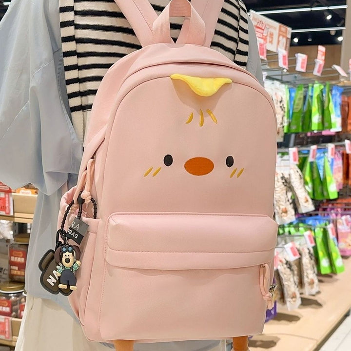 Kreativ Gestalteter Rucksack mit Plüschigen Applikationen Karnz