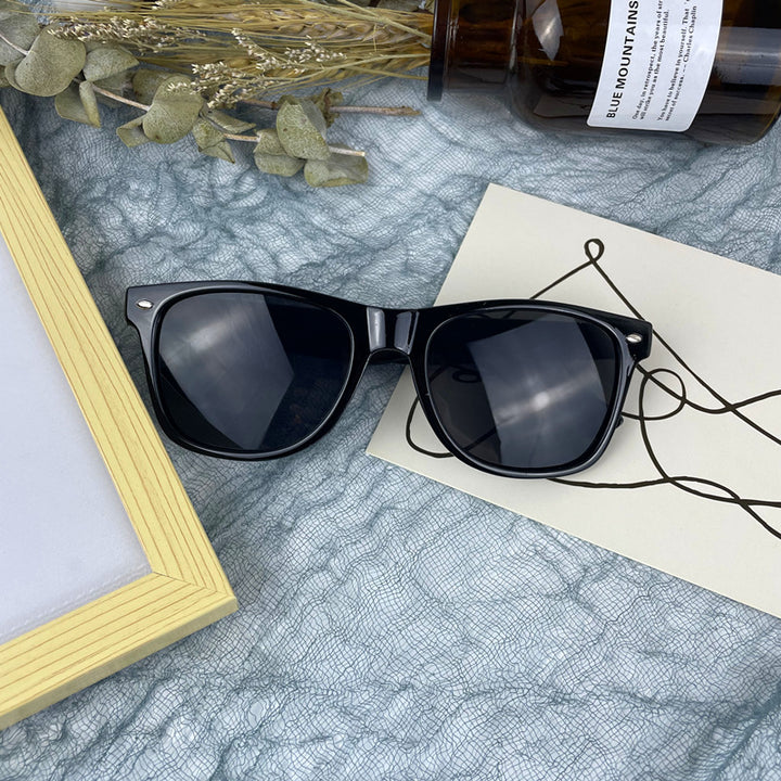 Fette Winkelrahmen Sonnenbrille Karnz