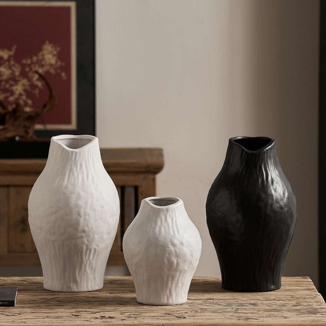 Elegante und moderne Keramikvase Karnz