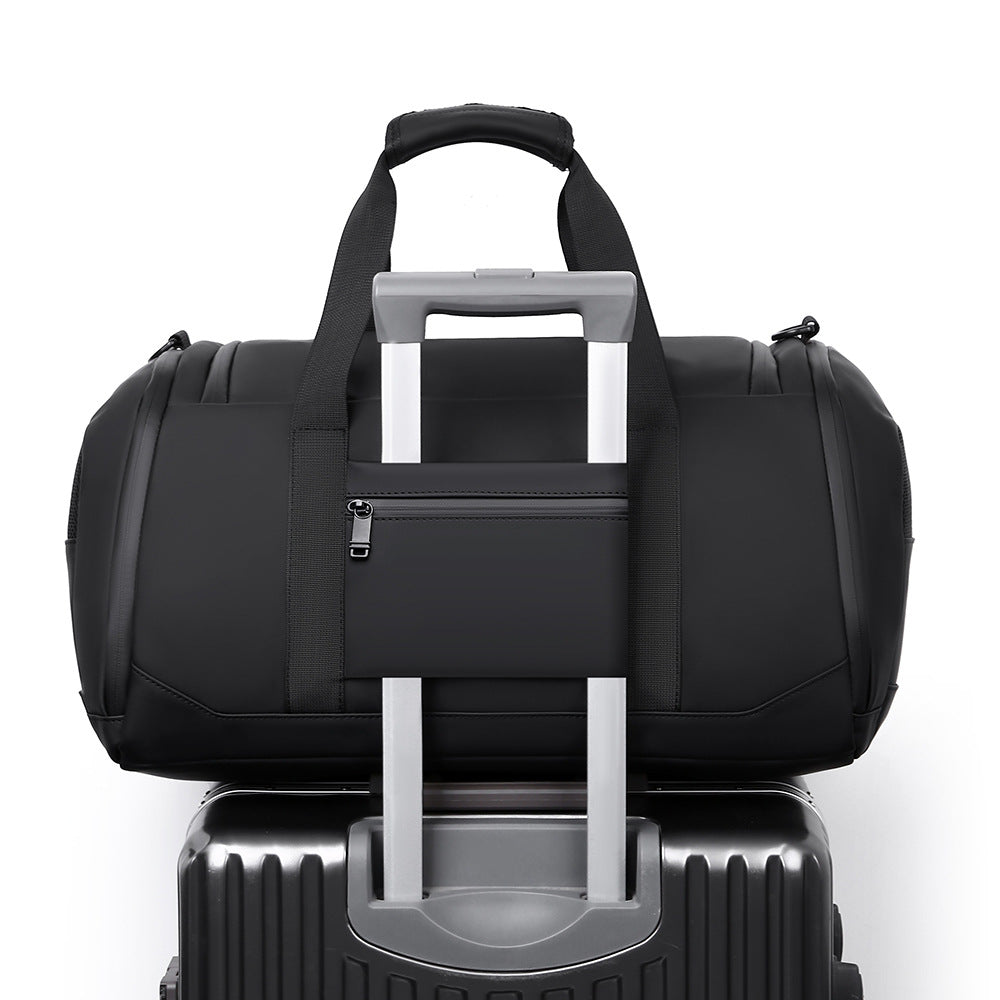 Vielseitige wasserdichte Reisetasche Karnz