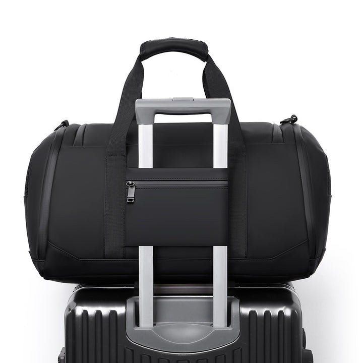 Vielseitige wasserdichte Reisetasche Karnz