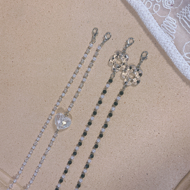 Elegante Schmuckkette mit Herzförmigen Anhängern Karnz