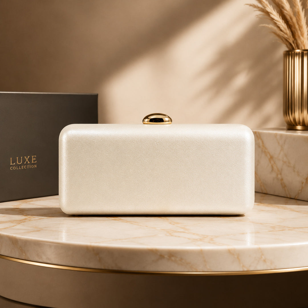 Elegante Strukturierte Clutch